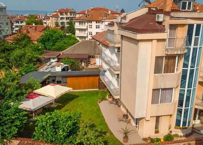 Vanessa Family * Ravda